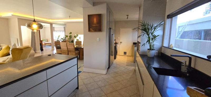 To Let 4 Bedroom Property for Rent in Greenways Golf Estate Western Cape